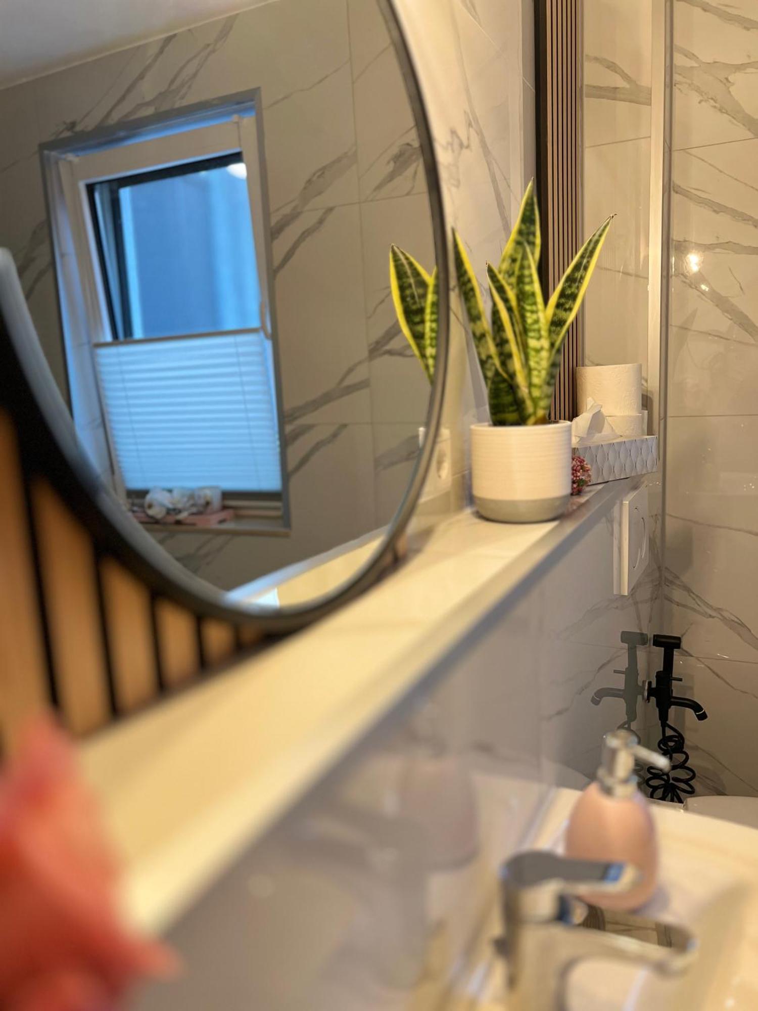 Relaxdays-Apartments 2 Garten Und Pool- Mitbenutzung, Kostenloser Parkplatz, Kontaktloser Checkin, Wifi Mit Smarttv Гютерсло Экстерьер фото
